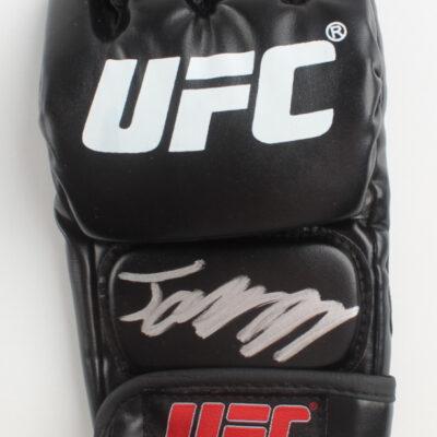 Jorge Masvidal aláírt kesztyű (UFC)