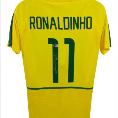 Ronaldinho aláírt Nike focimez (Brazil)