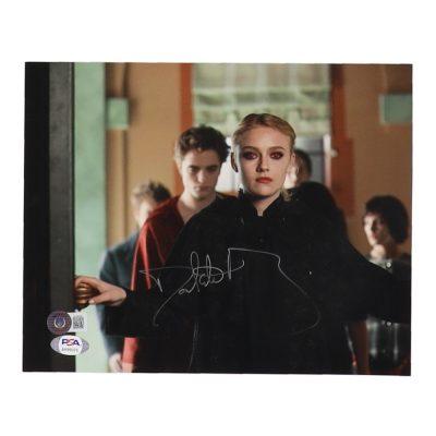Alkonyat Dakota Fanning 8X10 aláírt fotó (Twilight)