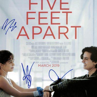 Két lépés távolság Ariana Guerra & Moises Arias & Justin Baldoni 11x14 aláírt fotó (Five Feet Apart)