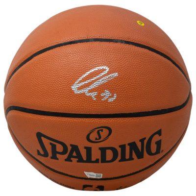 Luka Doncic aláírt kosárlabda (Dallas Mavericks)