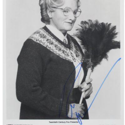 Robin Williams 8X10 aláírt fotó (Mrs. Doubtfire)