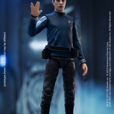 Star Trek Exquisite Mini Akciófigura 1/18 Star Trek 2009 Spock 10 cm