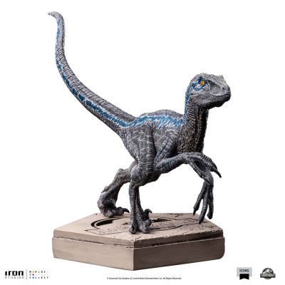 Jurassic World Icons Szobor Velociraptor Blue 9 cm