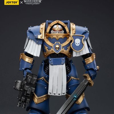 Warhammer The Horus Heresy Akciófigura 1/18 Ultramarines Cataphractii Terminator Squad Sergeant with Power Sword 14 cm