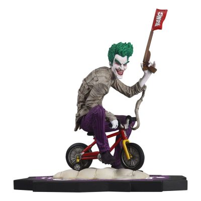 DC Direct  Szobor 1/10 The Joker: Purple Craze - The Joker by Kaare Andrews 18 cm