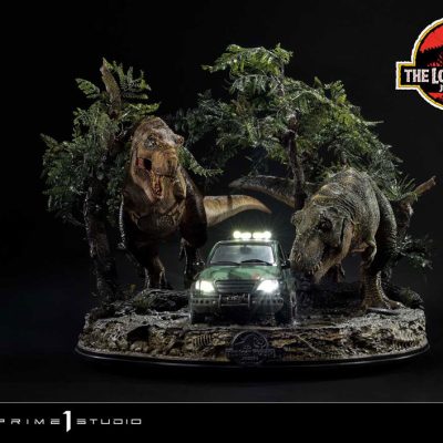 Jurassic World: The Lost World Szobor 1/15 T-Rex Cliff Attack 53 cm