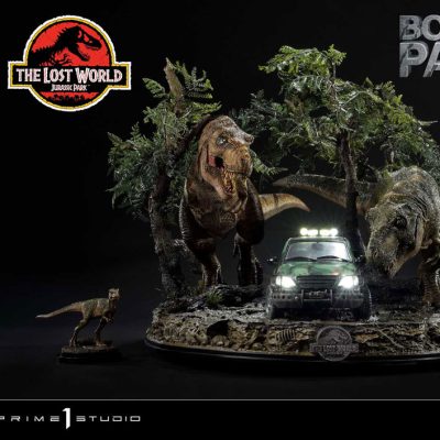Jurassic World: The Lost World Szobor 1/15 T-Rex Cliff Attack Bonus Version 53 cm