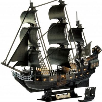 Pirates of the Caribbean: Dead Men Tell No Tales 3D Puzzle Black Pearl LED Edition