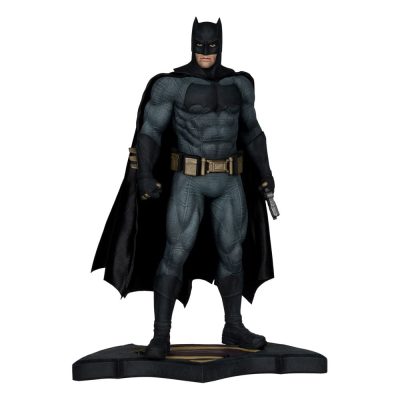 Batman v Superman: Dawn of Justice Szobor 1/6 Batman 32 cm