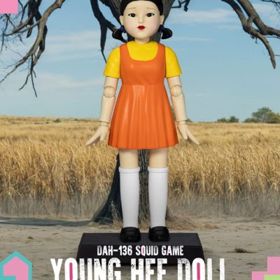 Squid Game Akciófigura with Sound Young Hee Doll 30 cm