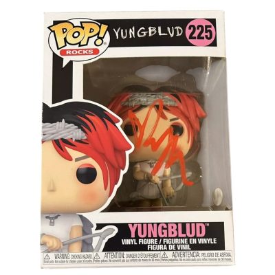 Yungblud aláírt Funko Pop! figura #225 (Dominic Harrison)