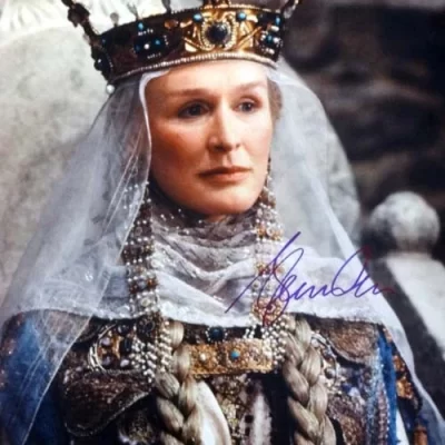 Hamlet Glenn Close 16X20 aláírt fotó