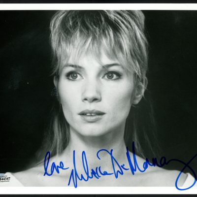 Rebecca De Mornay 8X10 aláírt fotó