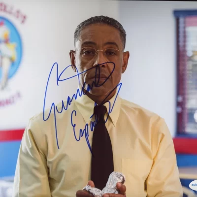 Totál szívás Giancarlo Esposito 8X10 aláírt fotó