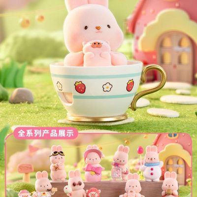 Momo Bunny Strawberry Town Series Mini Figura 9 cm Display (8)