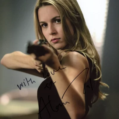 Alona Tal aláírt 8X10 fotó Supernatural (Odaát - Jo Harvelle)