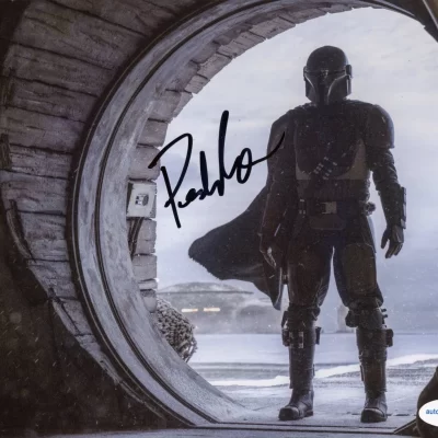 Pedro Pascal aláírt 8X10 fotó The Mandalorian (Star Wars)