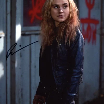 Rachel Miner aláírt 8X10 fotó Supernatural (Odaát - Meg Masters)