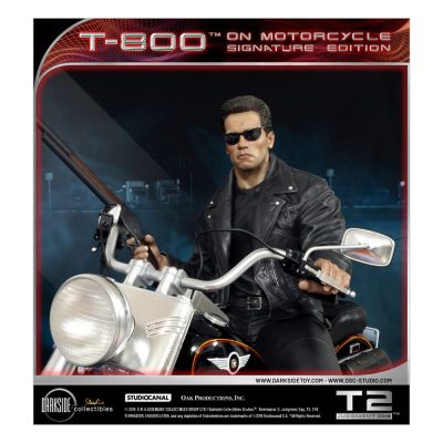 Terminator 2 Szobor T-800 On Motorcycle Limited Signature Edition Exclusive 70 cm